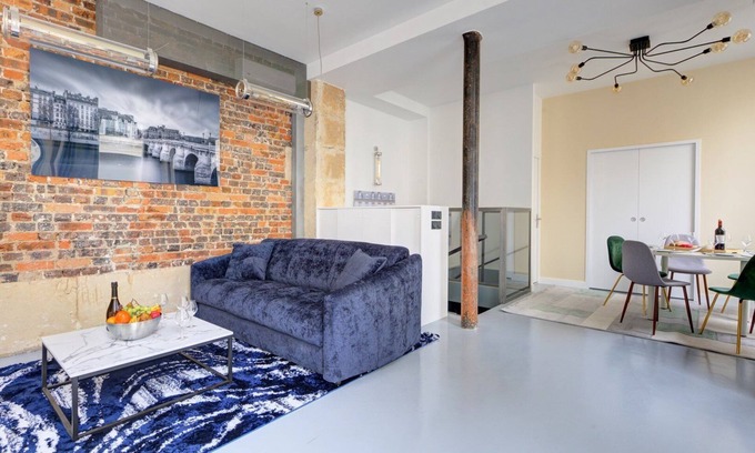 Les Iles Apartment | TBS 299 - Pretty suite near Notre-Dame Cathedral