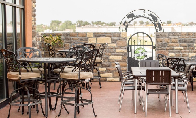 New Town Hotel | Teddy's Residential Suites New Town