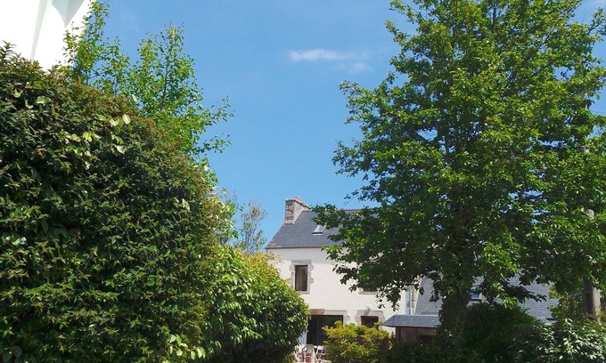 Plouneour-Trez House | Terraced house in Plounéour-Trez, 2 to 6 people, 1 km from the beaches