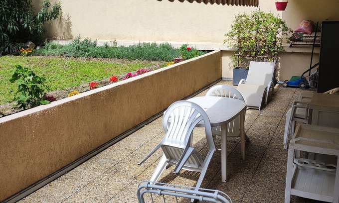 Saint-Sylvestre Apartment | Terrace apartment+ possibility of garage(2 to 3 people)