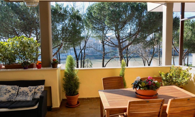 Campo di Marte Apartment | Terrace on the River 3Br 3Ba Garage