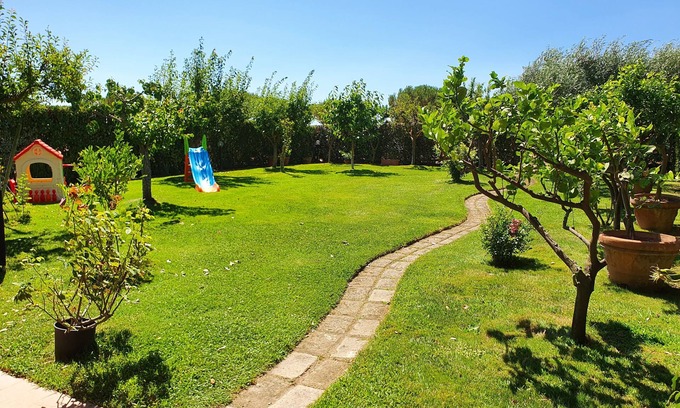 Capalbio Villa | Terraced house a stone's throw from the sea