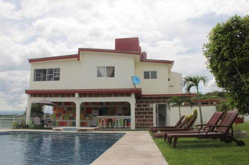 Tequesquitengo House | Terraza del Lago