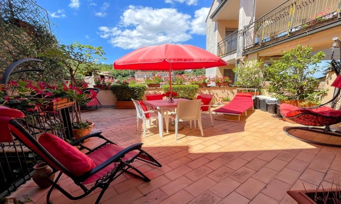 Spoleto Apartment | Terrazza Bella, car NOT necessary, Spoleto centre, Rome 1 hour