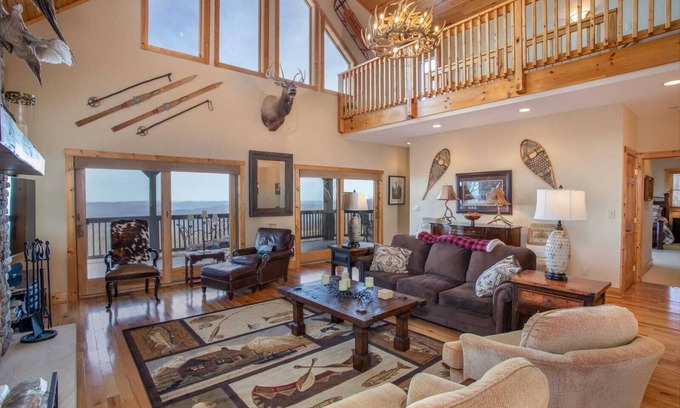 Beech Mountain Cabin | Terrific Mountain Home with Incredible Views