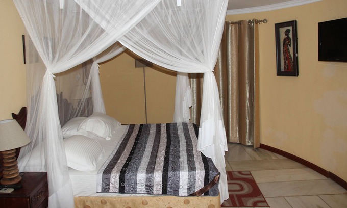 Nacala Hotel | Thamole Lodge
