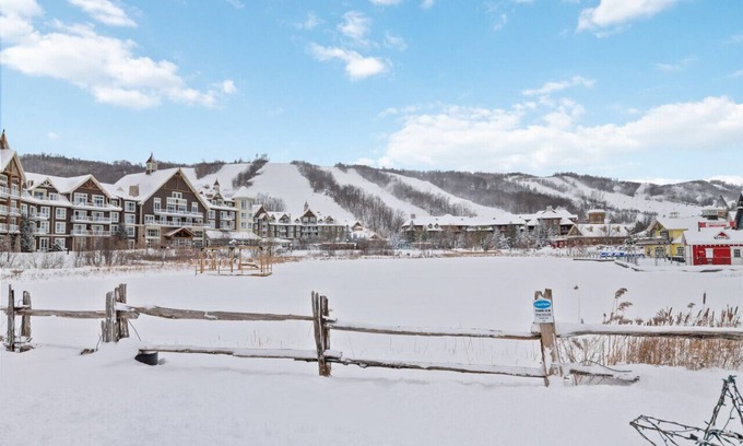 The Blue Mountains Apartment | The Alpine Outlook at Rivergrass