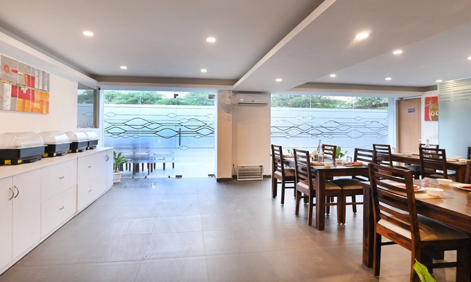 DLF Phase 3 Hotel | The Altruist Business Stays DLF Phase 3