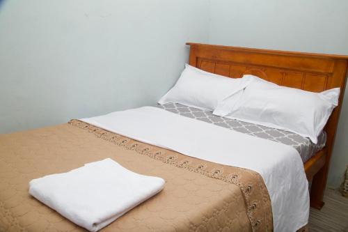 Kampala Cabin | The ankh guest house makidye