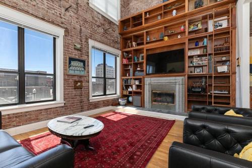 Downtown Springfield Apartment | The Antler Loft