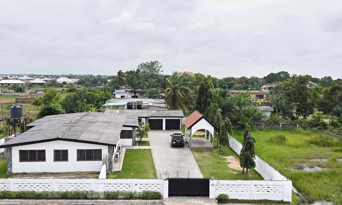 Ada House | The Arden’s: Charming and serene 4-bedroom getaway with modern amenities