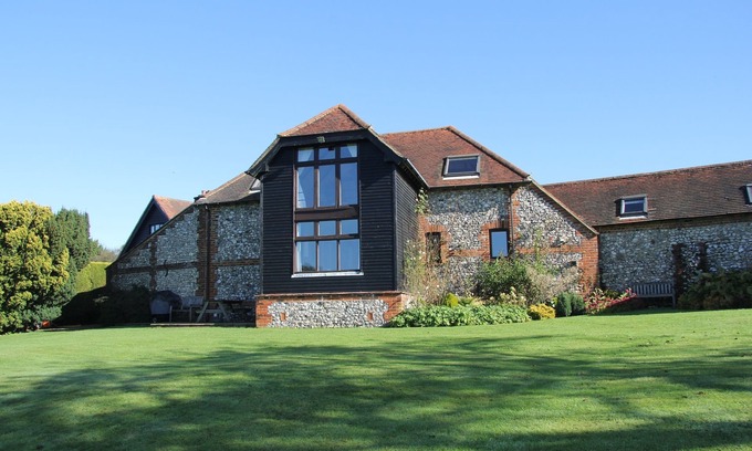 Darwin House | The Barn at Bombers, Westerham, Kent