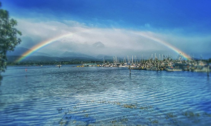 Regional District of Nanaimo House | 'The Beach House' at Deep Bay n-Enjoy the beachfront experience-