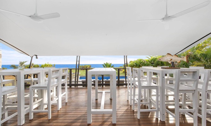 Dundee Beach Hotel | The Beach House by Anglers Choice