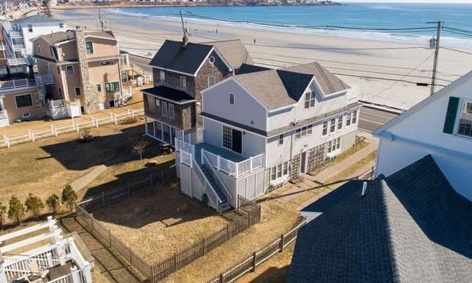 York Beach House | The Beach House on Long Sands Beach!
