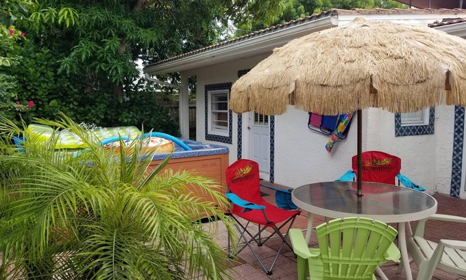 Clearwater Beach House | The Beachy Bungalow is Rolling Back it's Prices, BOOK NOW!