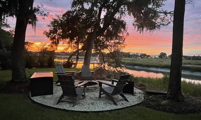 Beaufort Cottage | The "Beaufort Breeze" Five Minutes from Historic Beaufort with Marsh and Dock!