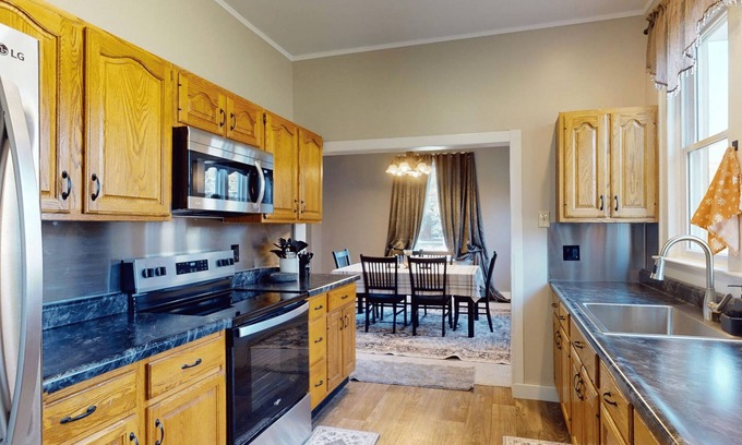 Greenville House | The Beaumont Retreat