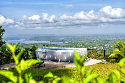 Colon Apartment | The Bird's Nest in the Clouds