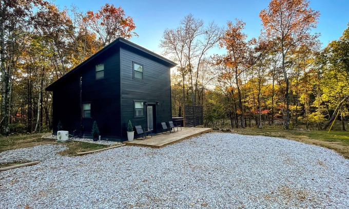 Bismarck Cabin | The Bored Doe 1 mi to DeGray Lake