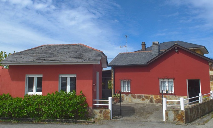 Valdes House | The Casina de Luarca. Whole house for 2/4 p. Free WIFI.