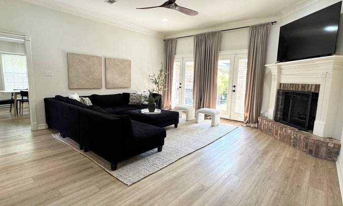 Windover East House | The Centrally Located Bedford Home