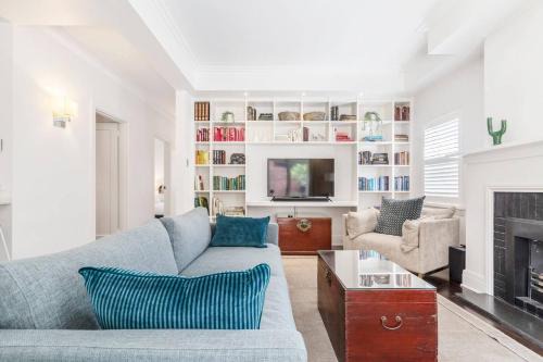 Prahran House | The Chatsworth Collection - A Contemporary Triplex