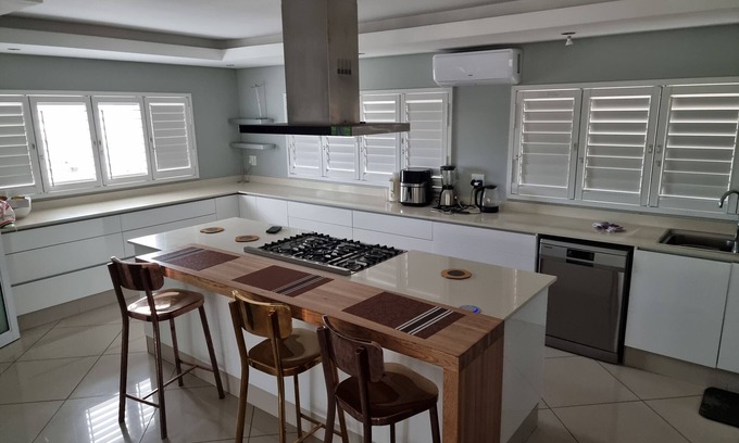 La Lucia Villa | THE CITADEL VILLA GUESTHOUSE