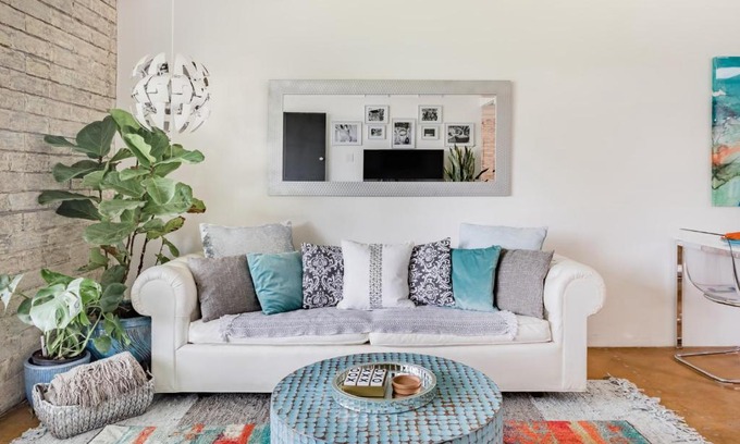 Camelback East Apartment | The Claremont #1