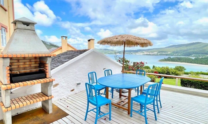 Porto do Barqueiro House | The Cliffs - A Casa de Mercedes