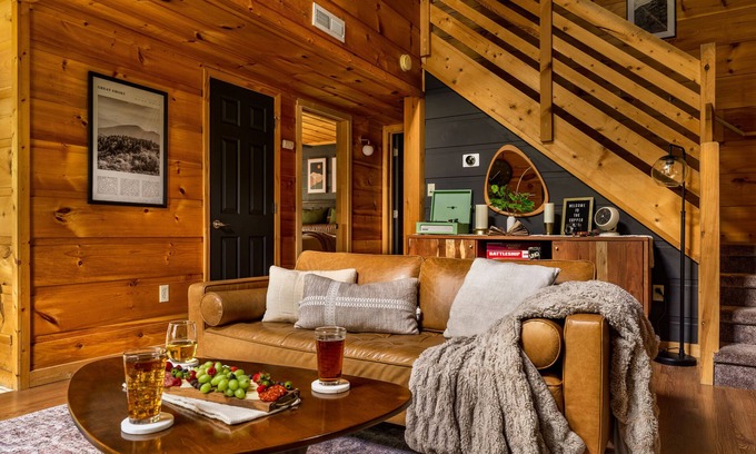 Gatlinburg Cabin | The Copper Bird Cabin