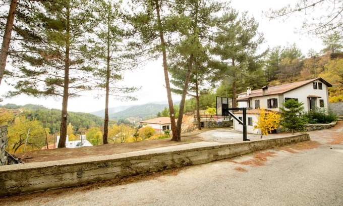 Kyperounta Villa | The Cosy Pine