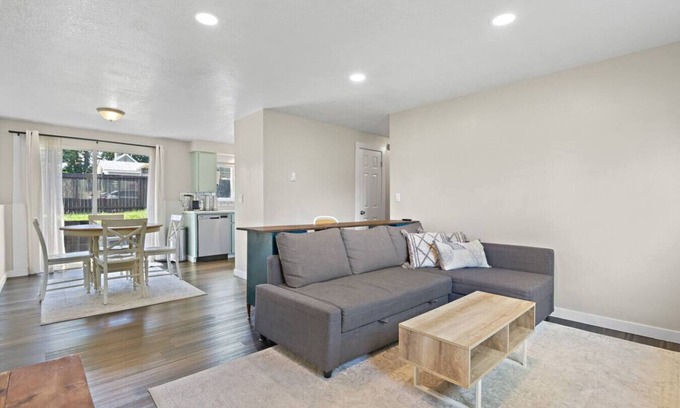 Nevada - Lidgerwood House | The Cozy City Dwelling