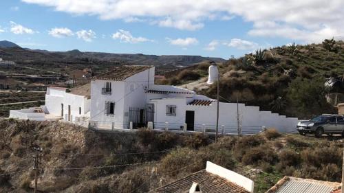 Zujar House | The Crystal Cave