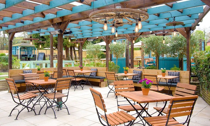 Copthorne Hotel | The Curious Pig in the Parlour