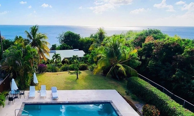 Bois d'Orange Villa | The Date House - Four Bedroom Villa with Private Pool near the beach and Calabash Cove Resort