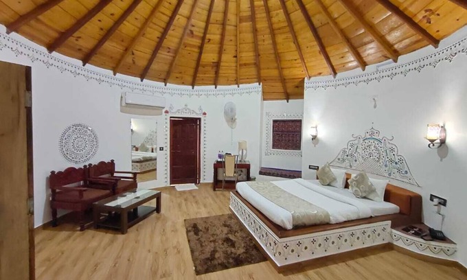 Ahmedgadh Hotel | The Desert Den - Little Rann of Kutch