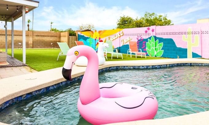 Tempe House | The Desert Inn - Centrally located home. 4BR with pool. Sleeps up to 10!