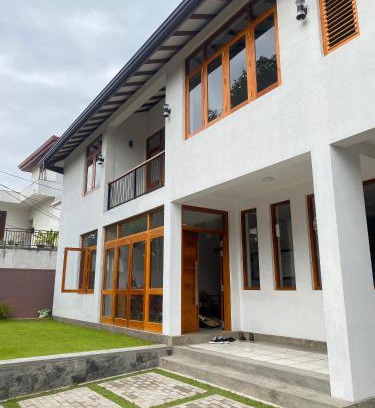 Ragama House | THE DOCTORS VILLA