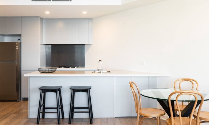 Newcastle Apartment | The Edge - family apartment overlooking Newcastle Beach
