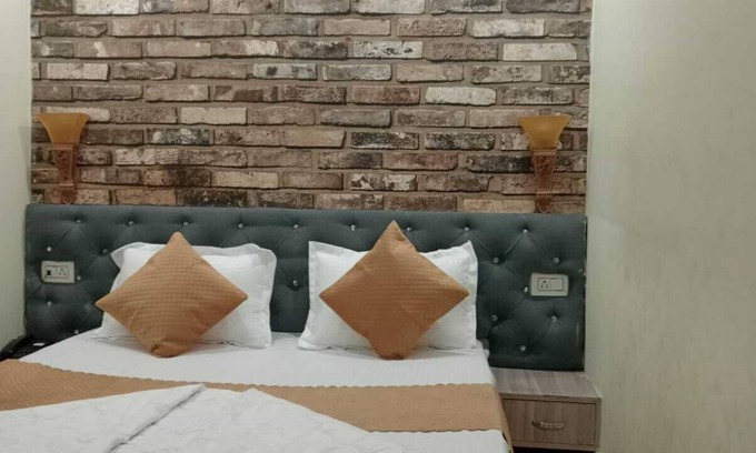 Rohtak Hotel | The Elephant Hotel