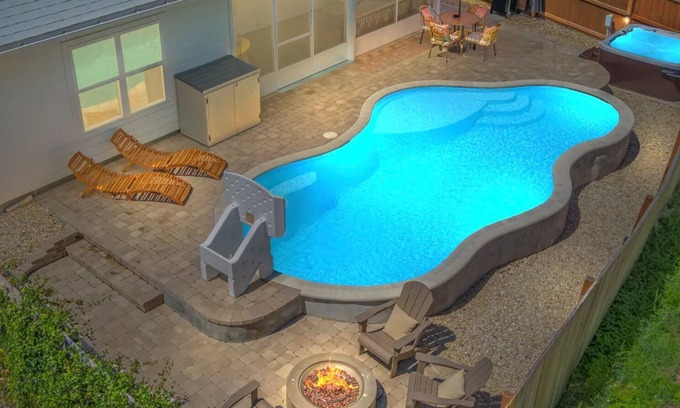 Upper Grand Lagoon House | The Emerald Cove - Pool, Hot tub, Sauna, Game room - Sleeps 13