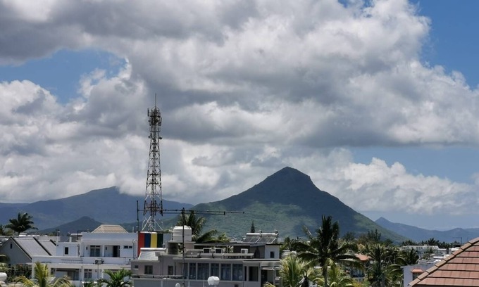 Wolmar Apartment | The euphoria of blue lakes, blue skies, sunshine and majestic mountains