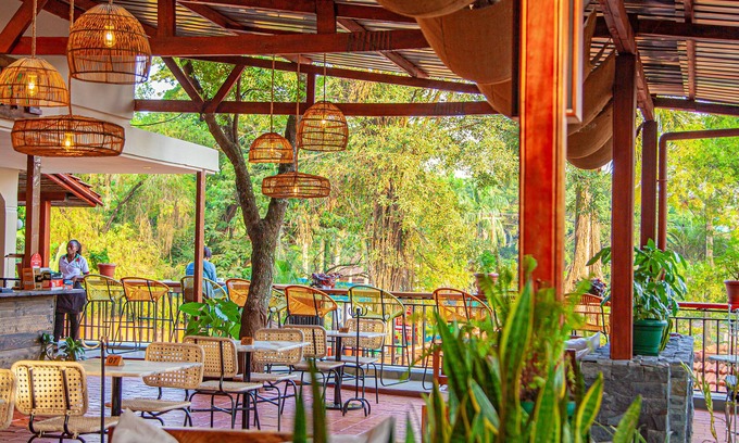 Central Kampala Bed & Breakfast | The Explorers Hub