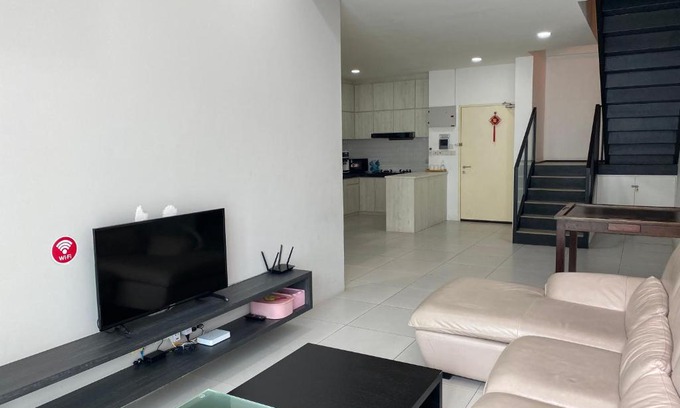 Kuching Apartment | The Floorspace DeLoft Emporium Duplex Apartment