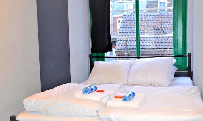 Museum Quarter Hostel | The Flying Pig Uptown Hostel