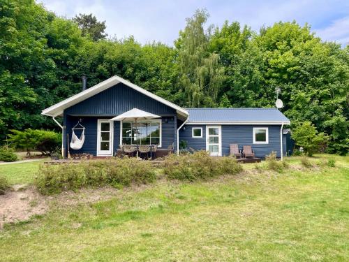 Nykobing Sjaelland House | The forest cottage with petanque court