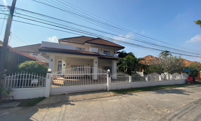 Chiang Rai House | The Garden HousenA large Family House, fully furnished and equipped.