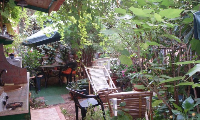 Sferracavallo Bed & Breakfast | The Garden