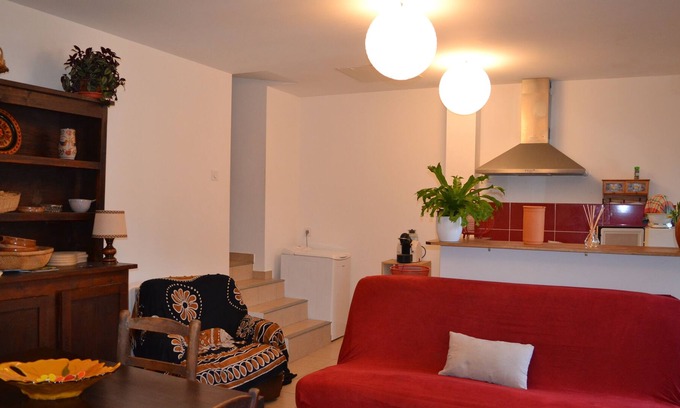 Grezes Apartment | The Green Nest in Saint Sulpice sur Célé welcomes you with your dog